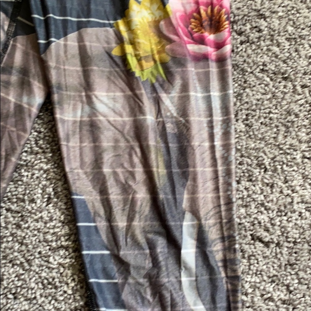 Teeki yoga pants